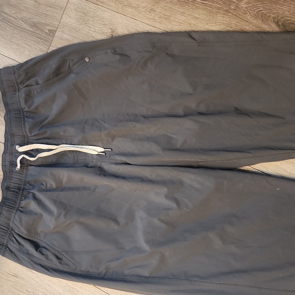 Vuori Gray Sweatpants - Picture 2 of 6